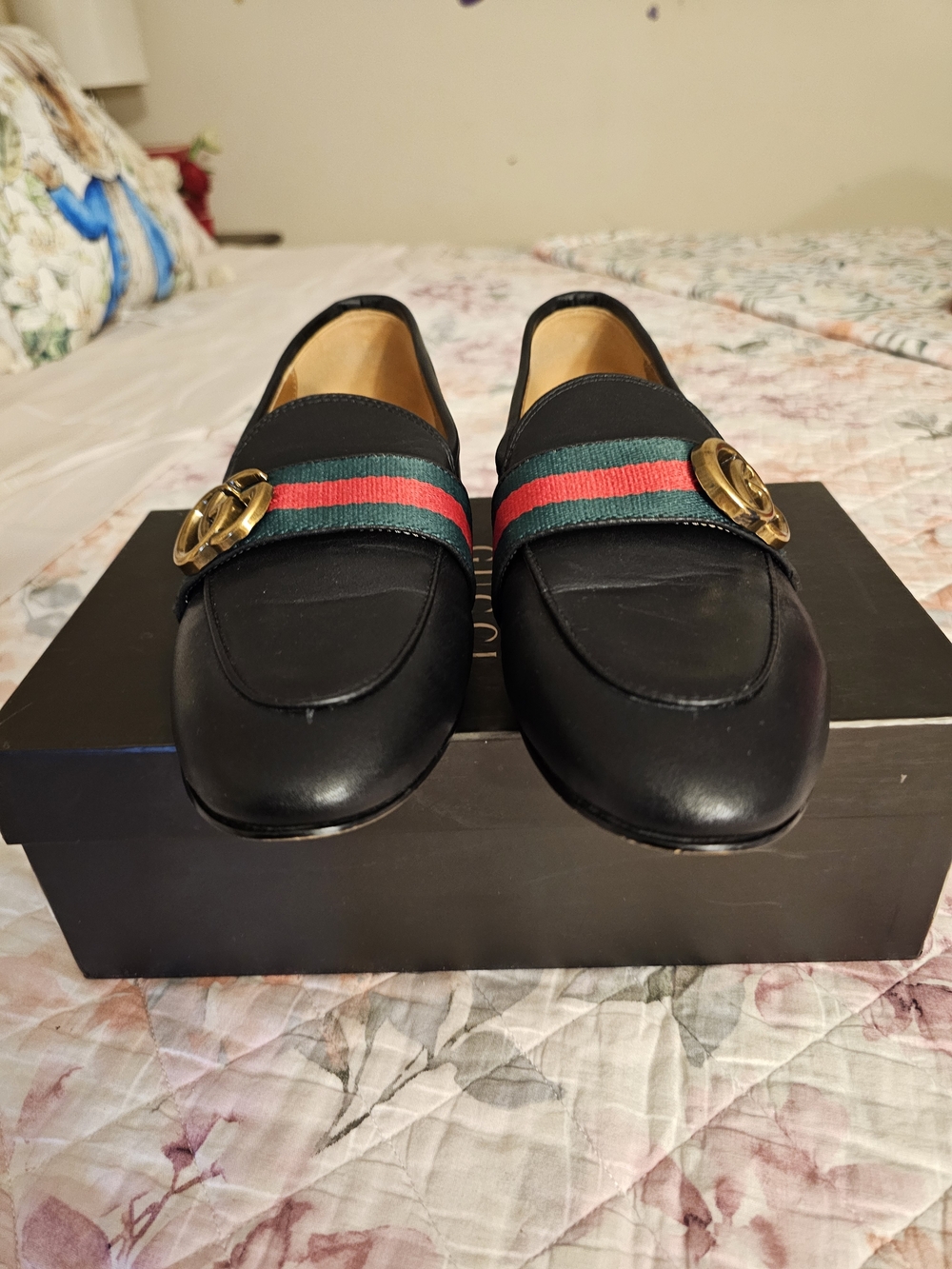 Gucci Black Leather Loafers with Green and Red Web and Gold Buckle